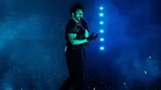 The Weeknd baru-baru ini memutuskan untuk menggunakan nama aslinya, Abel Tesfaye dalam berkarier. Hal tersebut juga ia umumkan melalui akun Twitter terverifikasinya. (Liputan6.com/IG/@theweeknd)