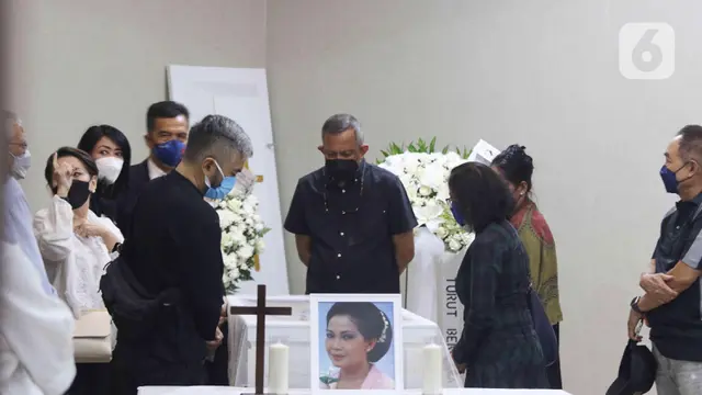 Aktris Senior Rima Melati Meninggal Dunia