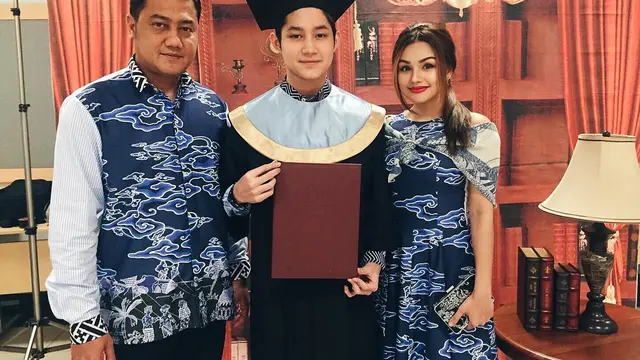 6 Potret Transformasi Teuku Rassya dari Kecil hingga Kini, Curi Perhatian