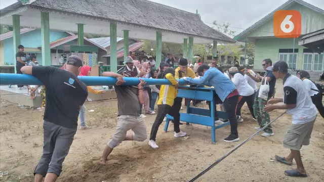 Lomba Sorong Batang