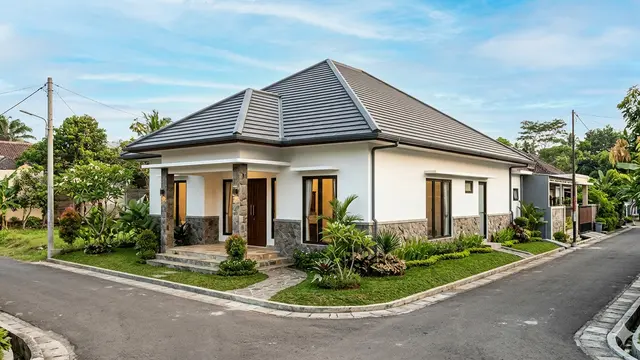 Model Rumah Desa yang Cocok untuk Lahan Hook. Gemini