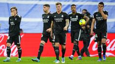 Bermain di Santiago Bernabeu, Madrid sempat mendapatkan momentum di 10 menit pertama. Namun, absennya Benzema menunjukkan masalah finishing Madrid. (AP Photo/Manu Fernandez)