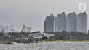 Suasana di lokasi proyek reklamasi perluasan kawasan wisata Ancol, Jakarta, Rabu (8/7/2020). Polemik Reklamasi Ancol terjadi setelah Gubernur Anies Baswedan menerbitkan Keputusan Gubernur Daerah Khusus Ibukota Jakarta Nomor 237 Tahun 2020 terkait izin pelaksanaan. (merdeka.com/Iqbal S. Nugroho)