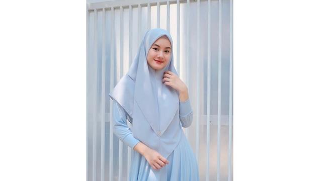7 Potret Transformasi Dinda Hauw Dari Awal Karier Hingga Sekarang Hot Liputan6 Com