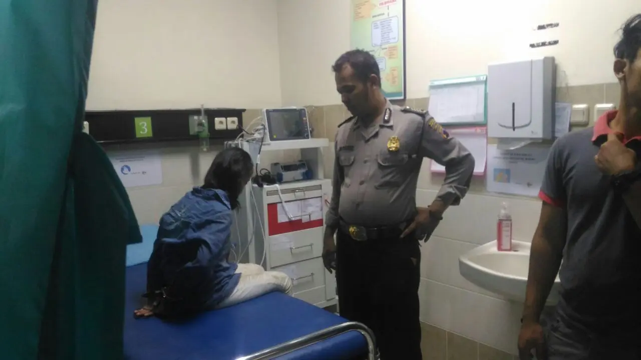 Teriakan Balita yang Ditusuk Ibu di Subuh Hari