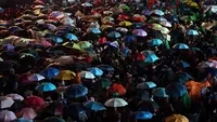 Malam Pergantian Tahun di Jakarta, Puluhan Ribu Orang Padati Kawasan Bundaran Hotel Indonesia