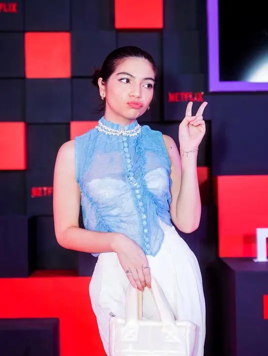 <p>Fergie memulai kariernya dengan bermain di serial televisi berjudul Keluarga Besar. Setelah itu, ia melebarkan sayapnya dengan bermain film layar lebar. [Foto: instagram.com/fergie_brittany]</p>