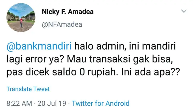 Akun Twitter nasabah Bank Mandiri keluhkan perubahan saldo secara drastis.