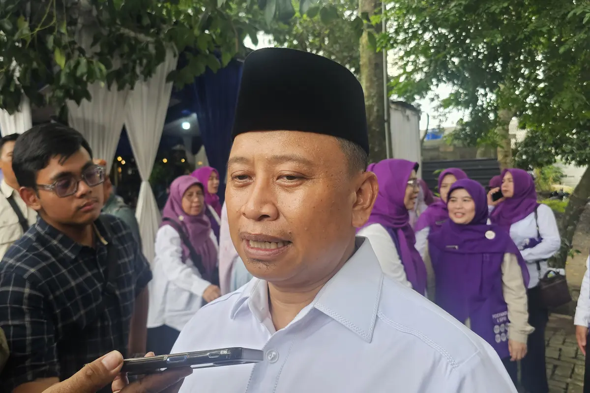 Wali Kota Supian Suri