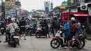 Arus lalu lintas pun dialihkan ke jalur alternatif. (Liputan6.com/Angga Yuniar)