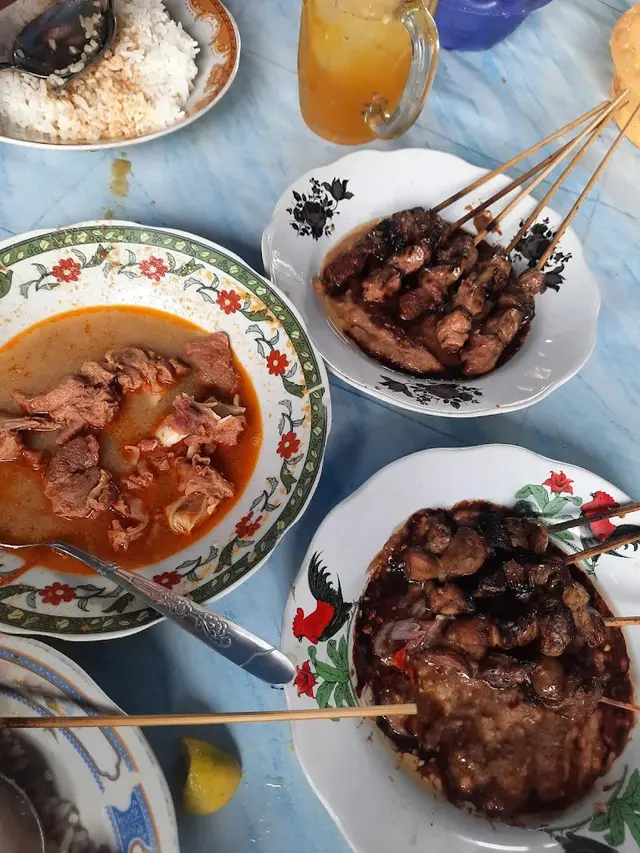 Rekomendasi Tempat Makan Enak di Ampel Surabaya