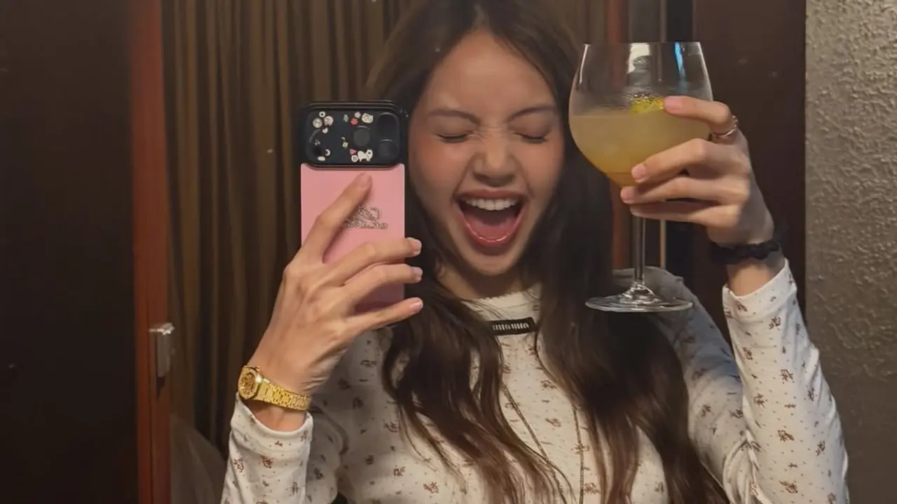 Stylish Rayakan Ultah ke-29 di Bali, Jam Tangan Rare Piece Nyaris Rp700 Juta Lisa BLACKPINK Jadi Perhatian
