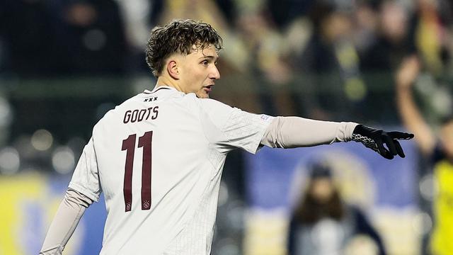 Pemain Ajax Mika Godts diincar Manchester United