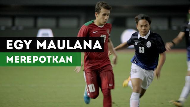 Berita video gelandang Timnas Indonesia U-19, Egy Maulana Vikri, bermain cukup mengesankan dan merepotkan pemain-pemain Kamboja U-19 pada laga uji coba di Stadion Patriot, Bekasi, Rabu (4/10/2017).