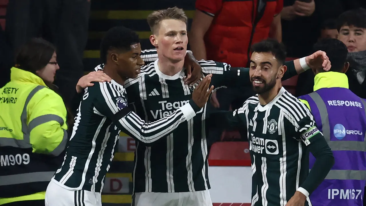 Foto: Aksi-Aksi Pemain MU saat Membungkam Sheffield United, Scott McTominay Jadi Pencetak Gol Terbanyak Sementara