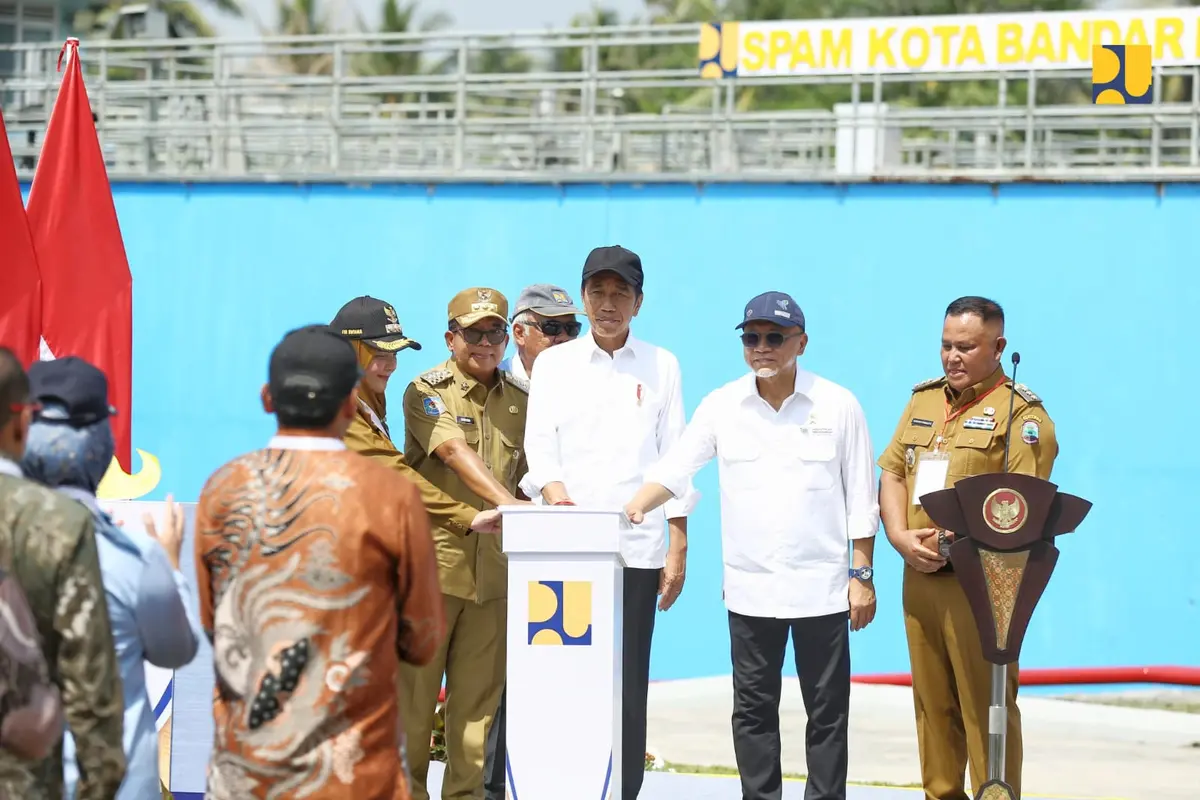 Presiden Joko Widodo (Jokowi) meresmikan Sistem Penyediaan Air Minum (SPAM) Kota Bandar Lampung di Lampung pada Senin, 26 Agustus 2024. (Dok Kementerian PUPR)