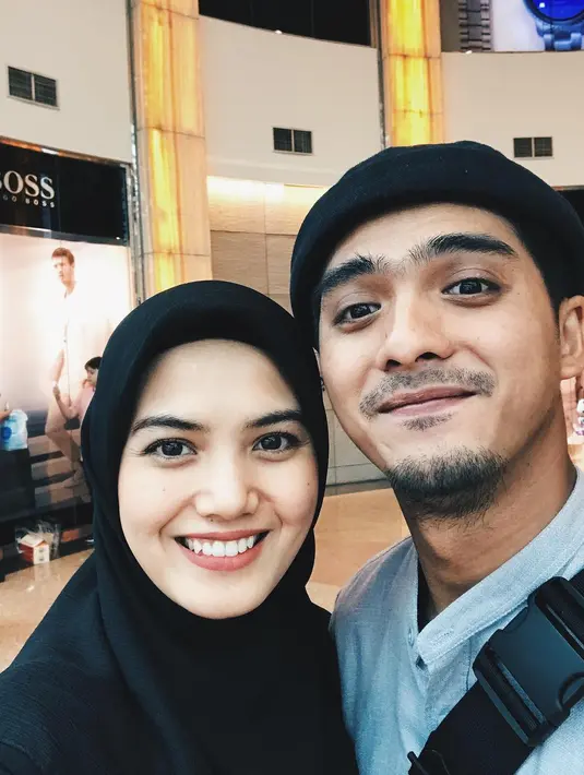 Herfiza Novianti dan Ricky Harun
