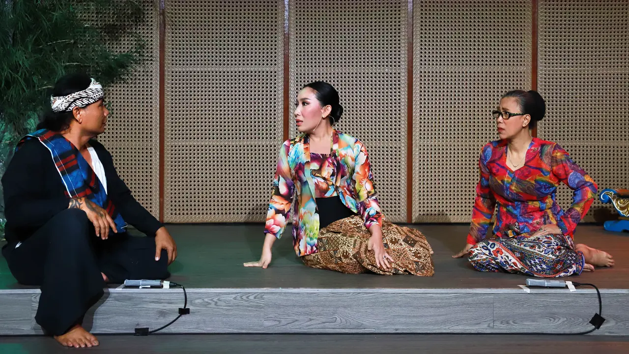 Pementasan Kuntilanak Mangga Dua