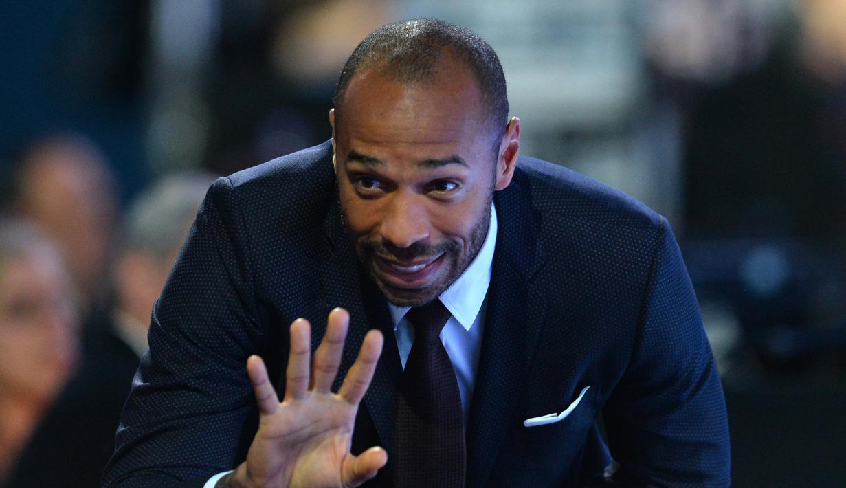 Pemain New York Red Bulls,Thierry Henry Kekayaan bersih sekitar  € 57 juta euro, Ia mengikat kontrak dengan New York Red Bulls di MLS pada 2010 sebesar  £ 2.6 juta/tahun dan juga menjadi bintang iklan beberapa merek terkenal.  (AFP/Glyn Kirk)