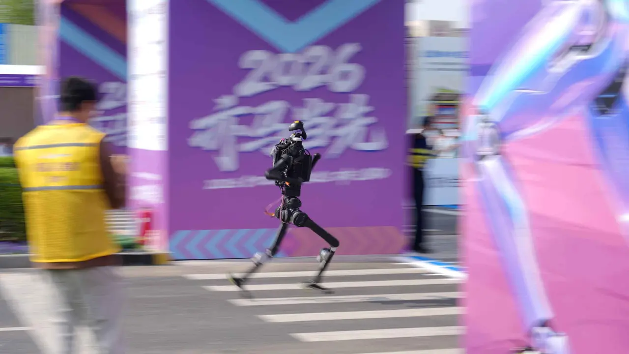 Puluhan Robot Humanoid Beradu Cepat di Beijing E-Town Half Marathon 2026
