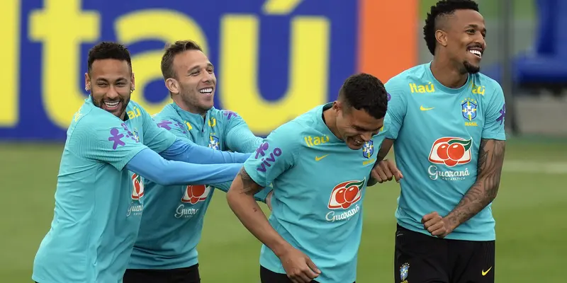 FOTO: Canda Tawa Neymar Cs Jelang Brasil Kontra Chile di Kualifikasi Piala Dunia 2022