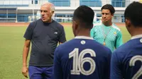 Pelatih Persib Bandung Mario Gomez akan memberikan waktu libur hingga Januari mendatang. (Huyogo Simbolon)