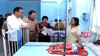 Saat sidak di RSUD Dr. H. Abdul Moeloek, Kota Bandar Lampung pada Jumat (15/11/2019), Presiden Jokowi menemukan, peserta Pekerja Bukan Penerima Upah (PBPU) lebih banyak menggunakan JKN dibanding Penerima Bantuan Iuran (PBI). (Dok Sekretariat Negara RI)