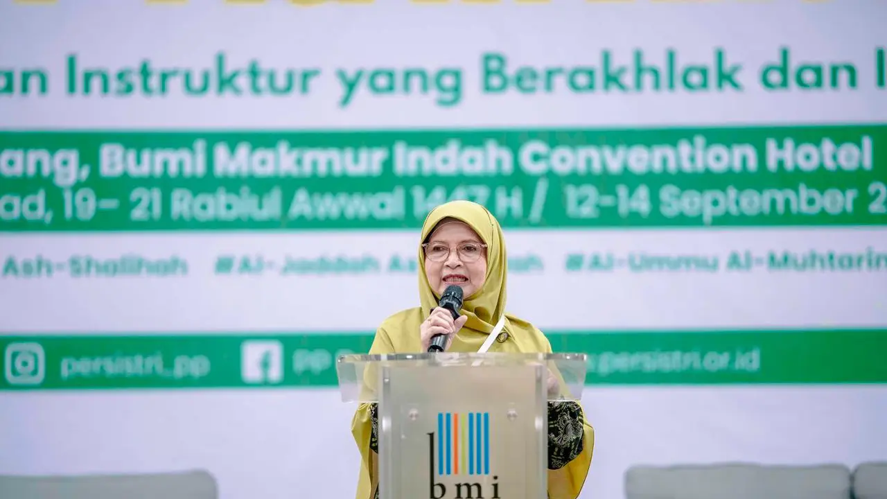 Ketua Umum Pimpinan Pusat (PP) Persistri Lia Yuliani.