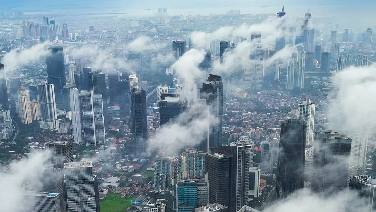 Jakarta Berkabut