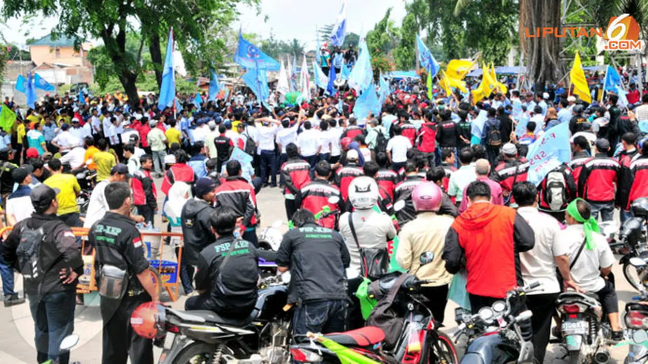 1-buruh-mogok-nasional-131028d.jpg