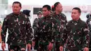 Panglima TNI Laksamana Yudo Margono (kiri) didampingi KSAD Jenderal TNI Dudung Abdurachman, KSAL Laksamana Muhammad Ali, dan KSAU Marsekal TNI Fadjar Prasetyo saat menghadiri Rapat Pimpinan TNI Tahun 2023 di Museum Satria Mandala, Jakarta, Kamis (9/2/2023). Dalam rapat tersebut Panglima TNI menyampaikan program prioritas TNI tahun 2023 serta memberikan penghargaan kepada para prajurit berprestasi. (Liputan6.com/Herman Zakharia)