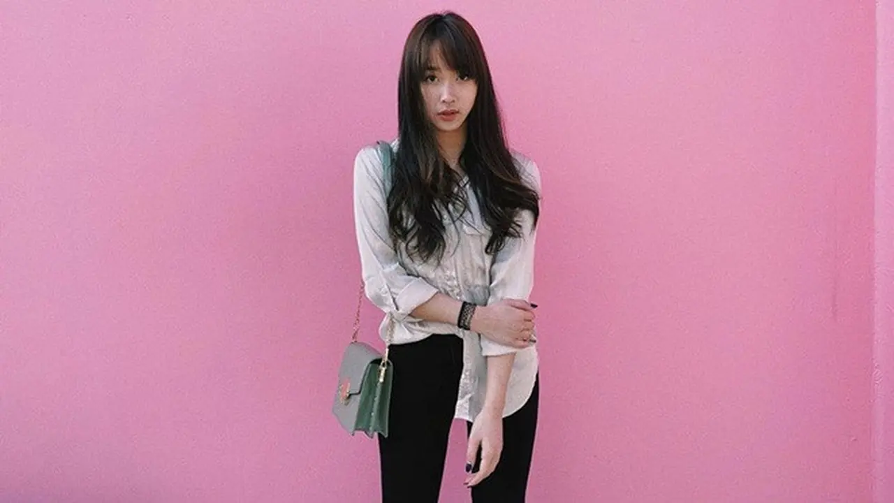 8 Potret Dita Karang, Member Girlgroup K-pop Asal Indonesia yang Segera Debut