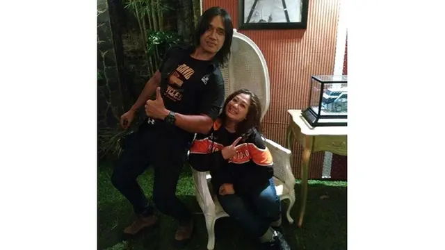 Kenang Agung Hercules, Ini 7 Foto Lama yang Diunggah Mira untuk Sang Suami
