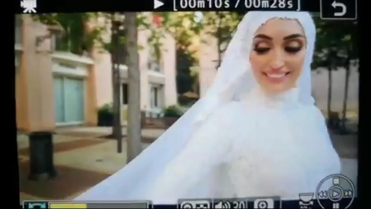 Bikin Haru, Pengantin Wanita Ini Sedang Mengambil Foto Pernikahan saat Sebelum Ledakan