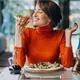 Makan dengan Lebih Sadar di Tengah Rutinitas yang Serba Cepat. (Foto/Dok: Magnific)