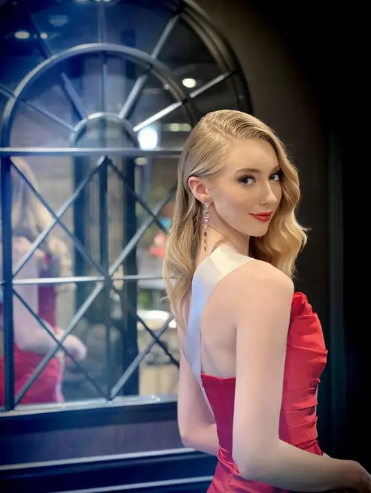 <p>Menariknya, Jasmin Selberg membawa pulang mahkota Miss International yang ketiga untuk Jerman. Setelah Ingrid Finger di tahun 1965 dan Iris Klein di tahun 1989, kemenangan Jasmin Selberg menjadi yang pertama untuk perempuan Eropa dalam ajang ini, sejak 2008. Foto: Instagram.</p>