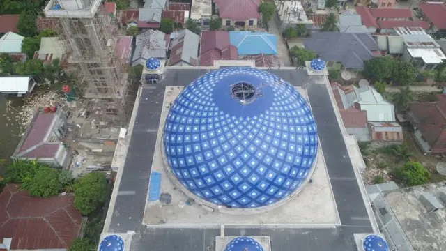 Kementerian PUPR telah membangun kembali Masjid At-Taqarrub di Desa Keude, Kecamatan Trienggadeng, Kabupaten Pidie Jaya, Aceh. (Dok. Kementerian PUPR)