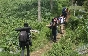 Pendaki Terjatuh ke Kawah Gunung Slamet