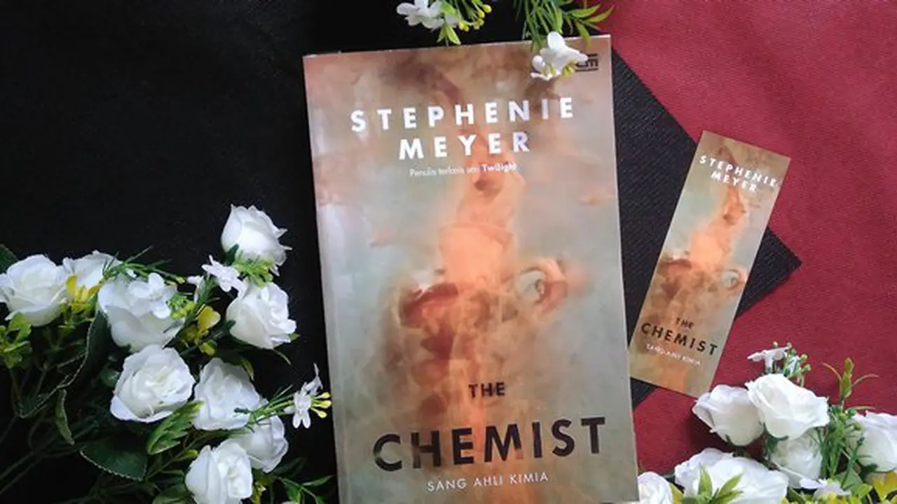 The Chemist./Copyright Vemale/Endah