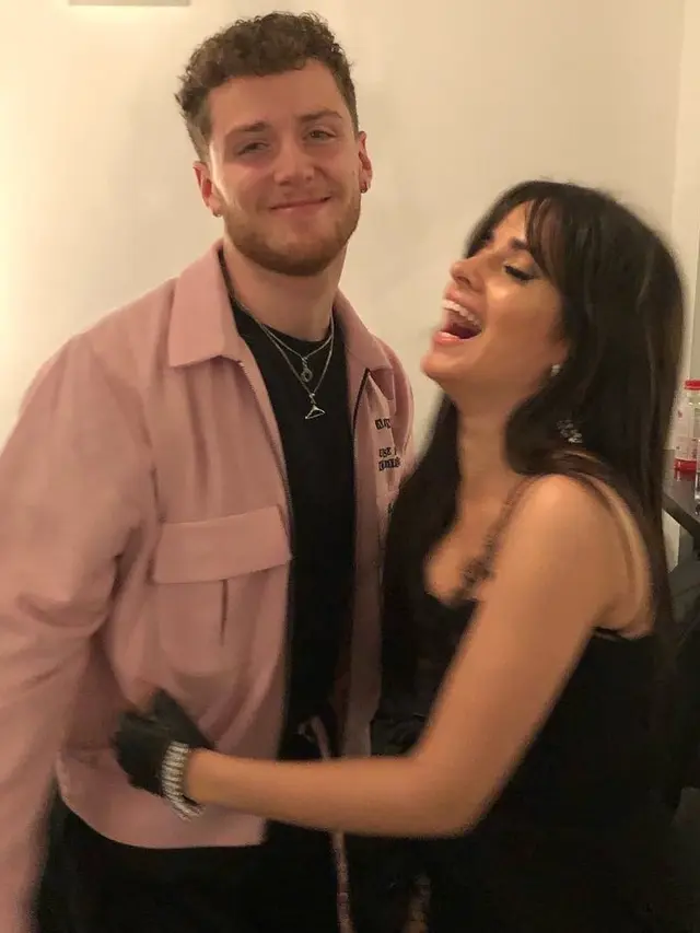 [Bintang] Bazzi dan Camila Cabello