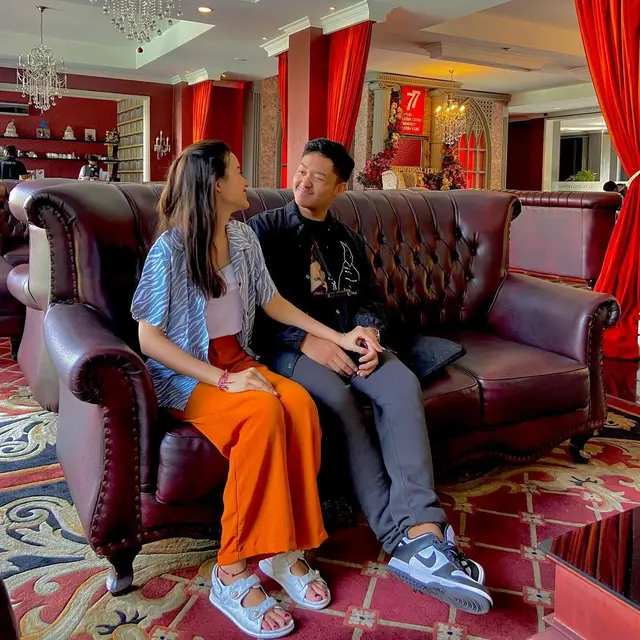 Sarah Menzel dan Azriel Hermansyah