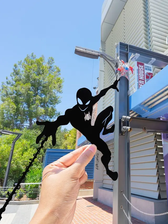 6 Karya Paper Art Karakter Superhero Ini Unik, Bikin Takjub
