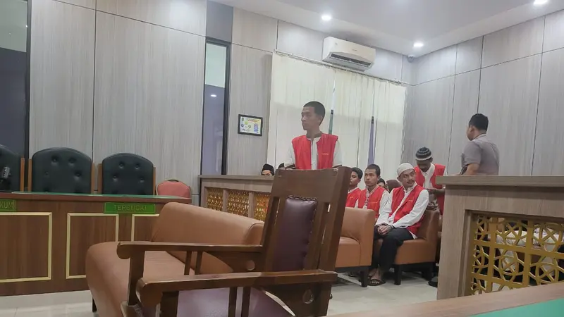 Terdakwa Kasus Penipuan Modus Polisi Gadungan dengan Korban Anak Mantan Dandim