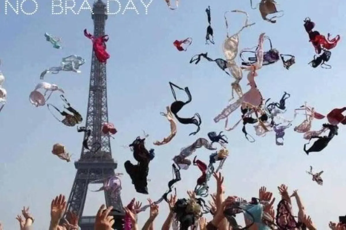 [Bintang] No Bra Day