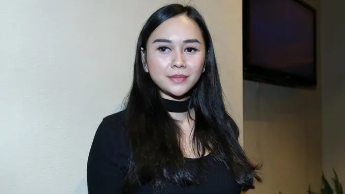 [Bintang] Aura Kasih