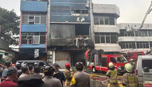 Kebakaran Gedung PT Terra Drone di Cempaka Baru, Cempaka Putih, Jakarta Putih. (Liputan6.com/Ady Anugrahadi)