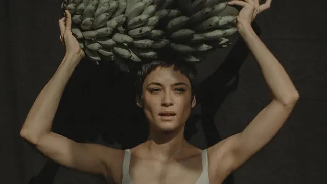 Potret Mariana Renata Tampil Nyentrik (credit: instagram/marianardantec)