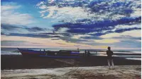 Indahnya Sunset Pantai Imbuti di Merauke, Tuan Rumah PON XX Papua. (dok.Instagram @dikabelgi96/https://www.instagram.com/p/CUkKccAPJNG/Henry)