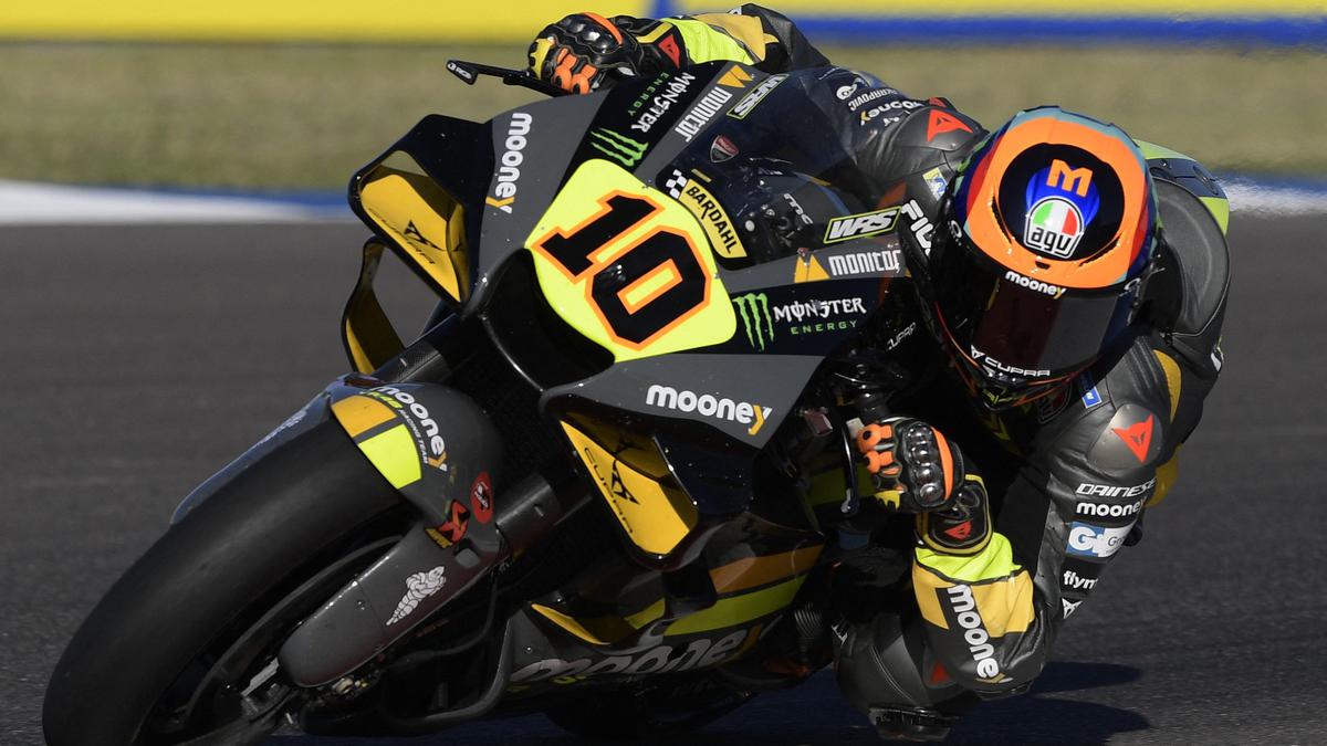 MotoGP Valencia: Adik Valentino Rossi Teror Fabio Quartararo