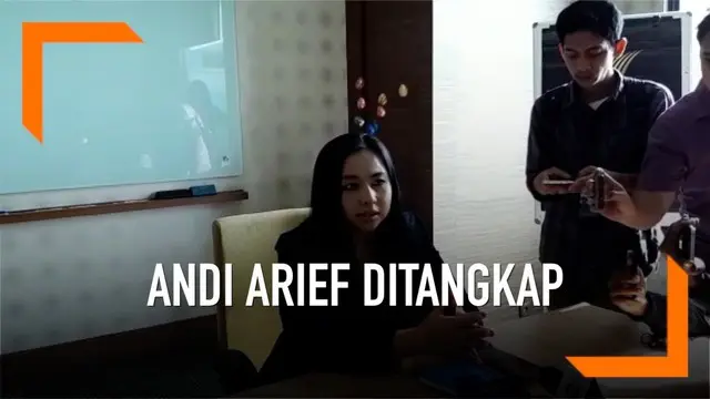 Manajeman hotel Peninsula angkat bicara terkait penangkapan politisi Andi Arief karena narkoba di kamar hotal hari Minggu (3/3) malam.